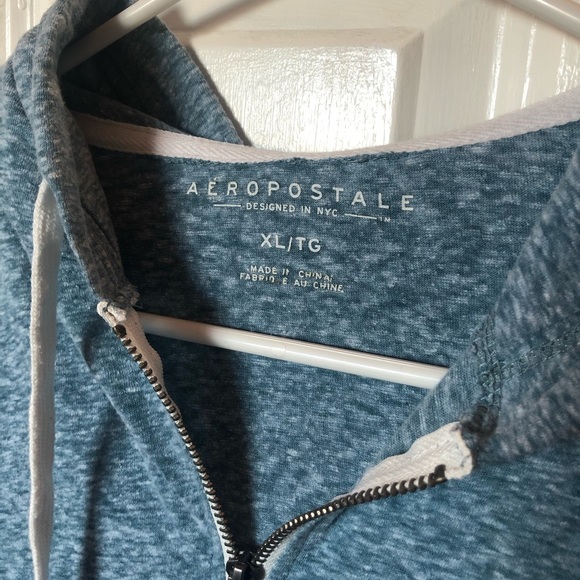 Cropped hoodie - Picture 2 of 3